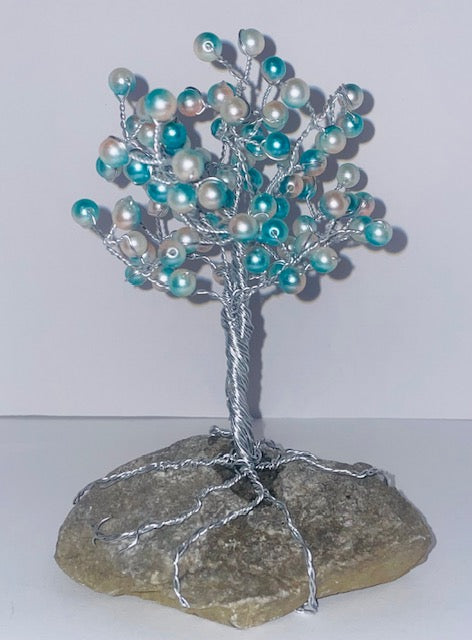 Blue and White Pearl Wire Tree