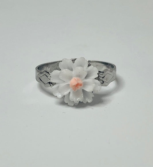 White Flower Resizable Ring