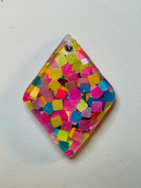 Glitter Diamond Pendant